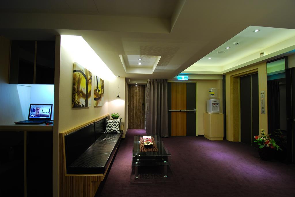 欣欣旅店 Hotel Tajpej Kültér fotó