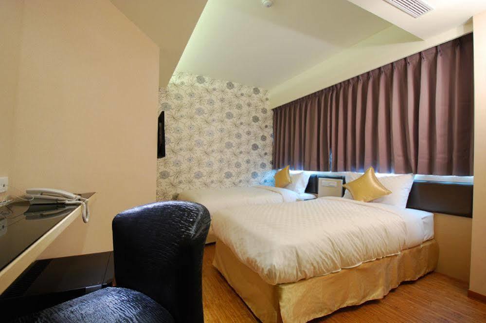 欣欣旅店 Hotel Tajpej Kültér fotó