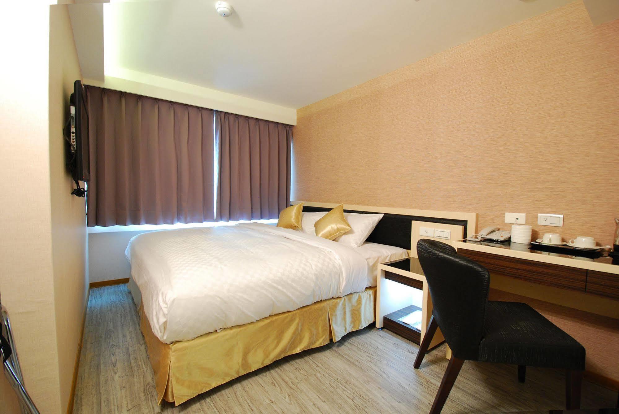欣欣旅店 Hotel Tajpej Kültér fotó